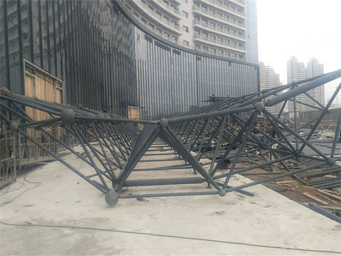 岳阳万豪酒店雨棚网架